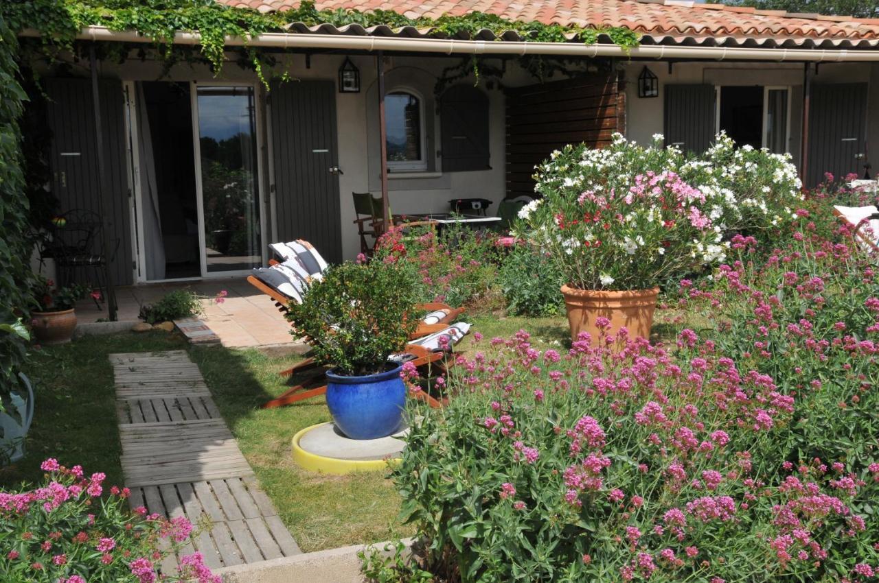 Chambres D'Hotes Et Gites Le Mas Mellou Orange  Bagian luar foto